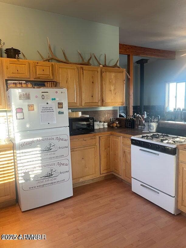 41451 HWY 180, Nutrioso, AZ 85932 — photo 27 of 68