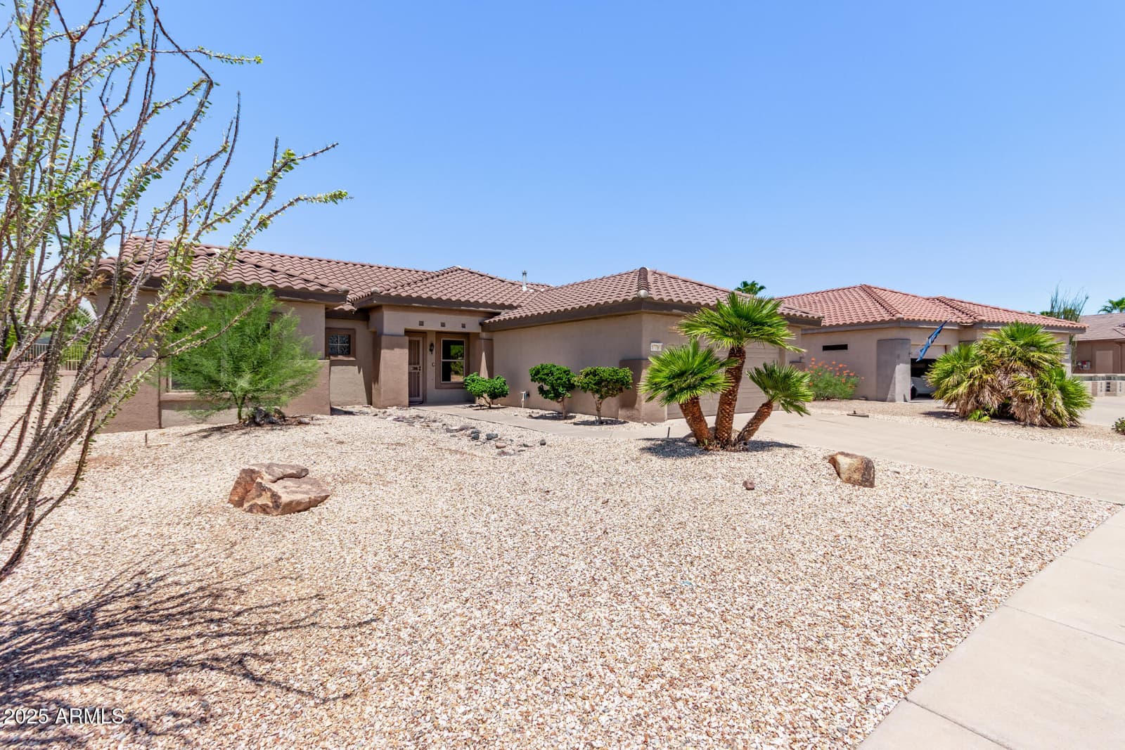 15890 W AUTUMN SAGE Drive, Surprise, AZ 85374 — photo 4 of 32