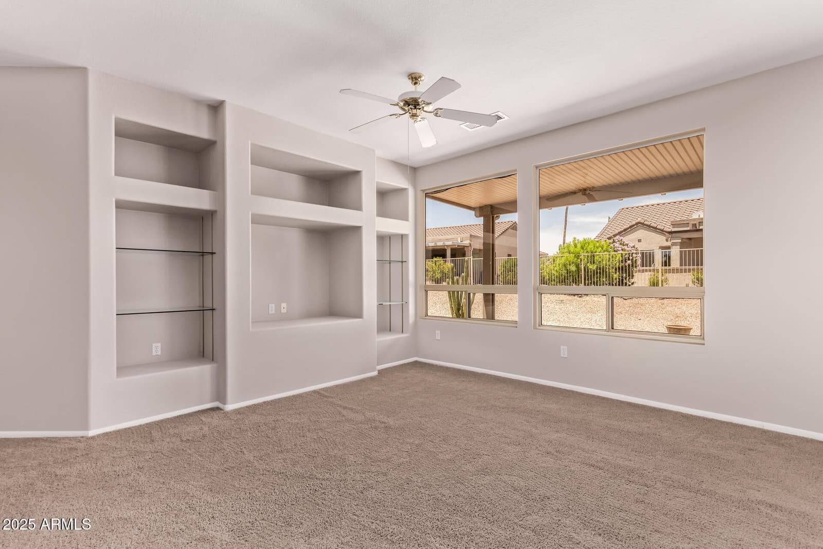 15890 W AUTUMN SAGE Drive, Surprise, AZ 85374 — photo 9 of 32