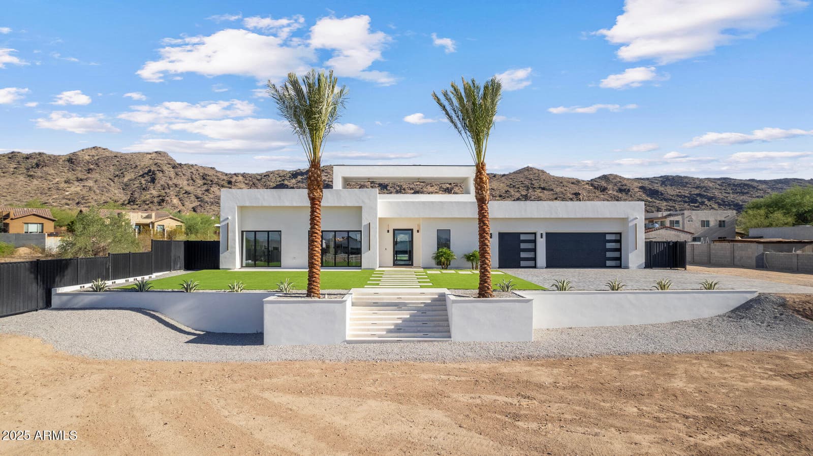 2309 E SOUTH MOUNTAIN Avenue, Phoenix, AZ 85042 — photo 14 of 118