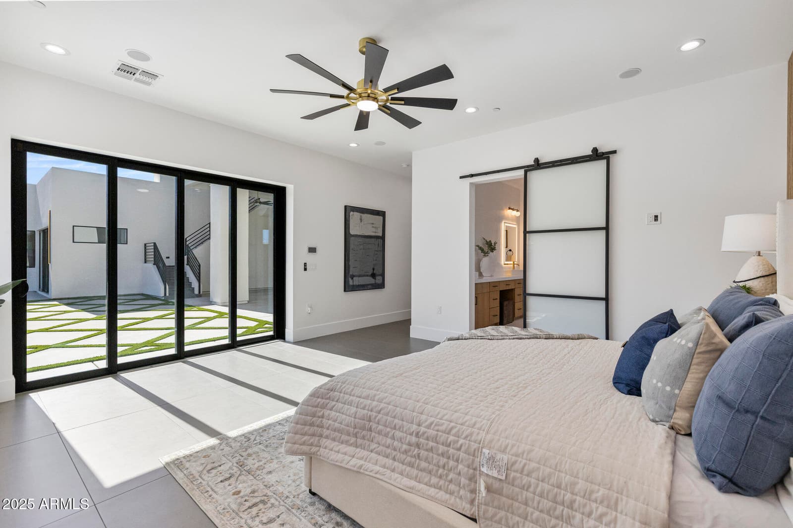 2309 E SOUTH MOUNTAIN Avenue, Phoenix, AZ 85042 — photo 51 of 118