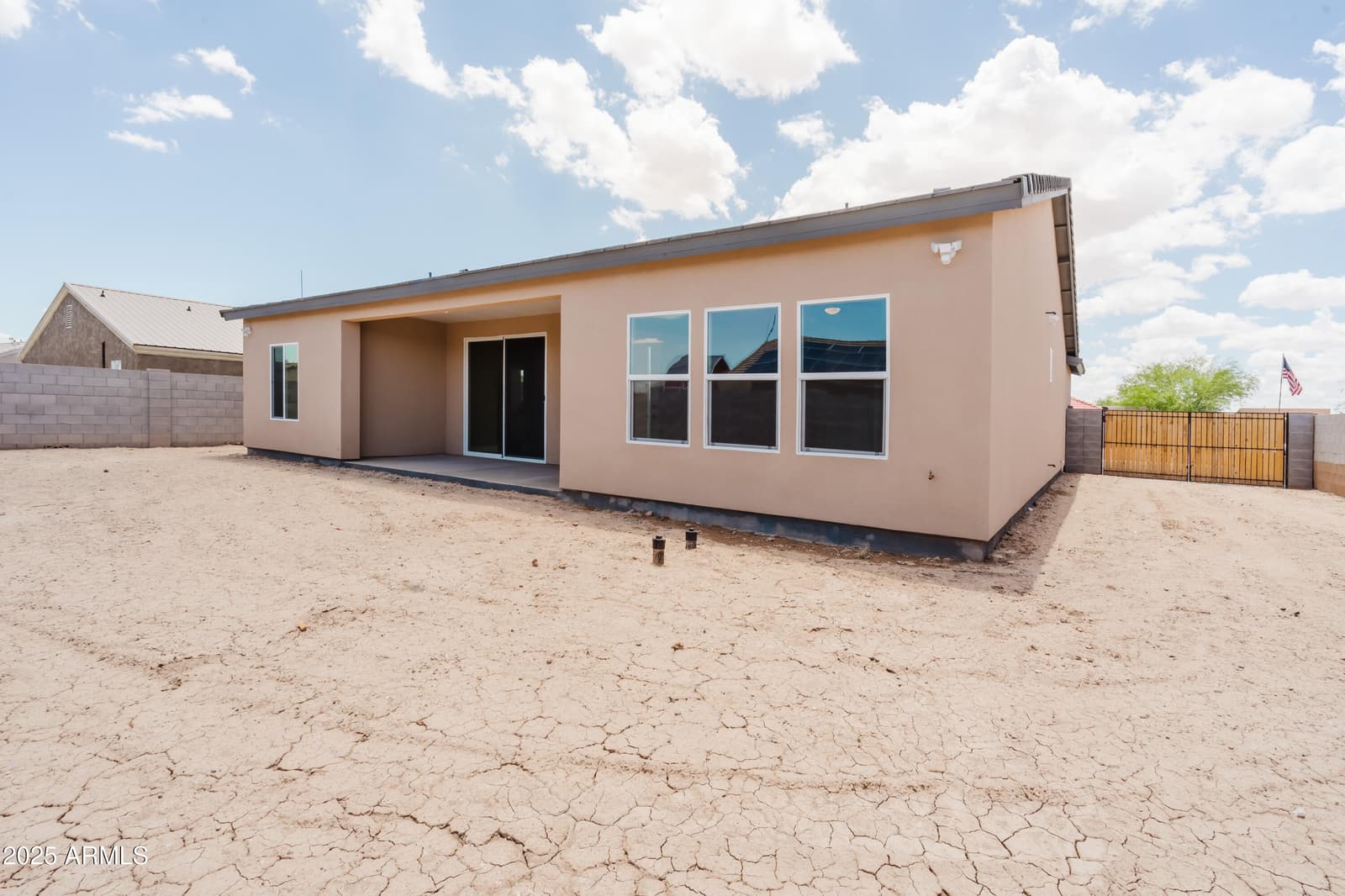 9080 W SAN LAZARO Drive, Arizona City, AZ 85123 — photo 5 of 27