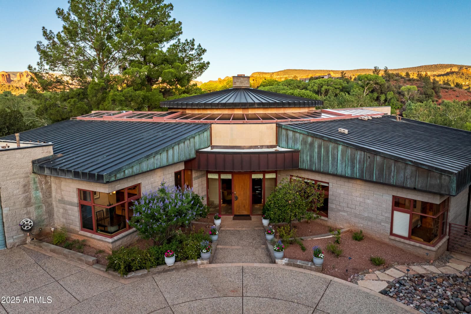 80 E WING Drive, Sedona, AZ 86336 — photo 11 of 96