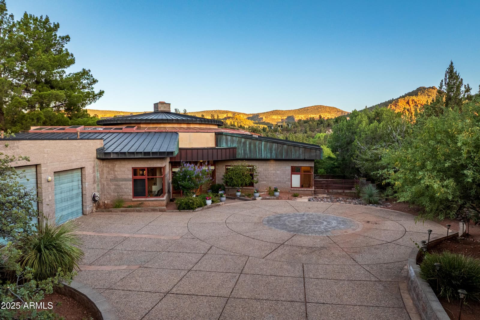 80 E WING Drive, Sedona, AZ 86336 — photo 13 of 96