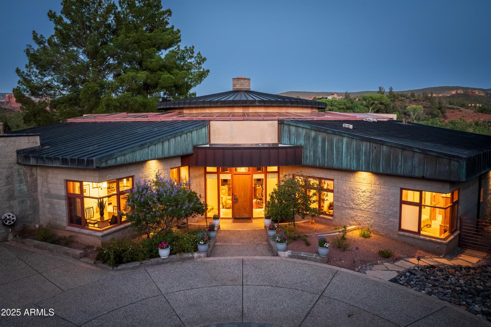 80 E WING Drive, Sedona, AZ 86336 — photo 2 of 96