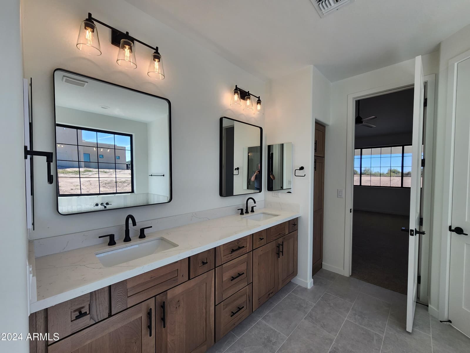 1635 W ARROWHEAD Lane, San Tan Valley, AZ 85144 — photo 19 of 27