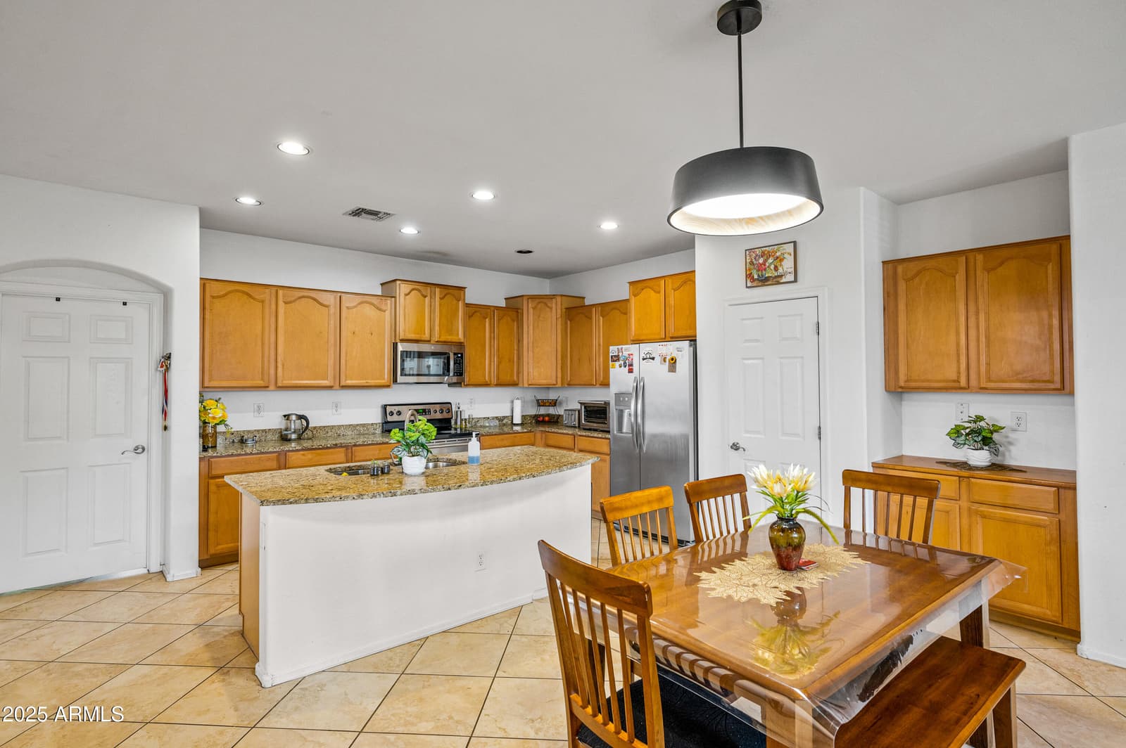 43579 W SANSOM Drive, Maricopa, AZ 85138 — photo 4 of 44