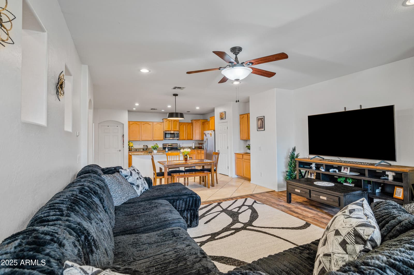 43579 W SANSOM Drive, Maricopa, AZ 85138 — photo 11 of 44