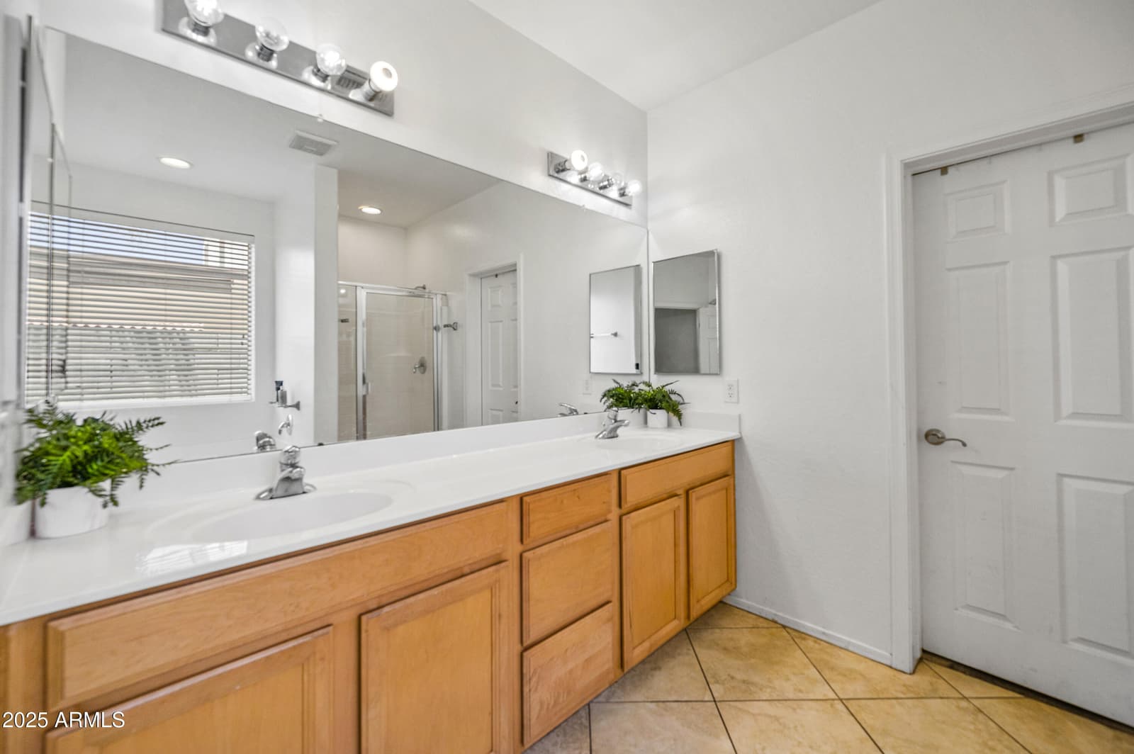 43579 W SANSOM Drive, Maricopa, AZ 85138 — photo 16 of 44