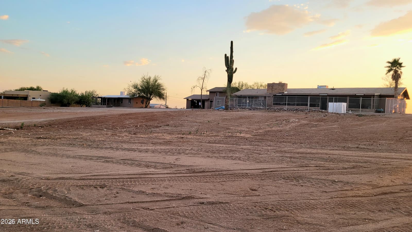 522 S CORTEZ Road, Apache Junction, AZ 85119 — photo 10 of 58