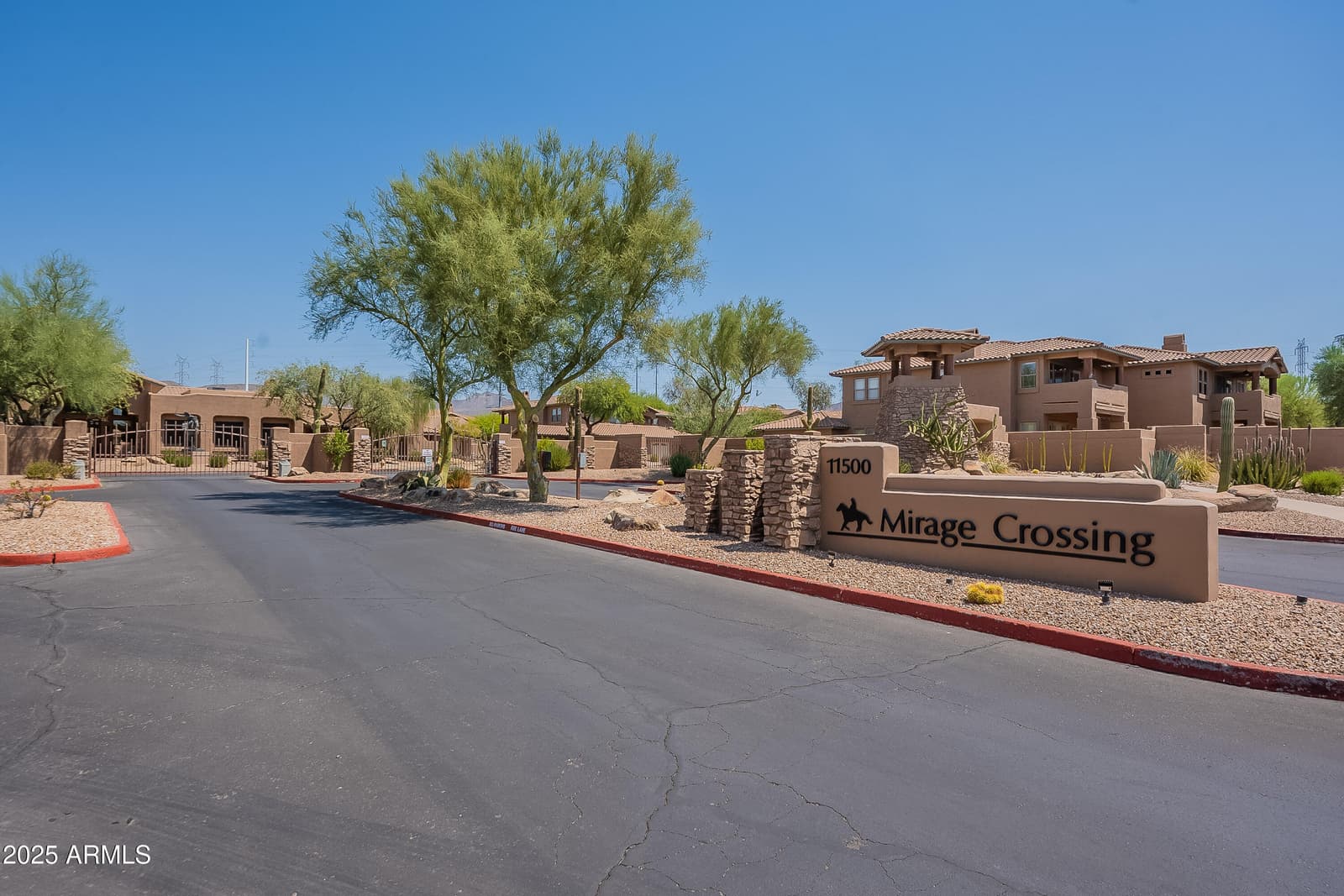 11500 E COCHISE Drive 2070, Scottsdale, AZ 85259 — photo 41 of 54