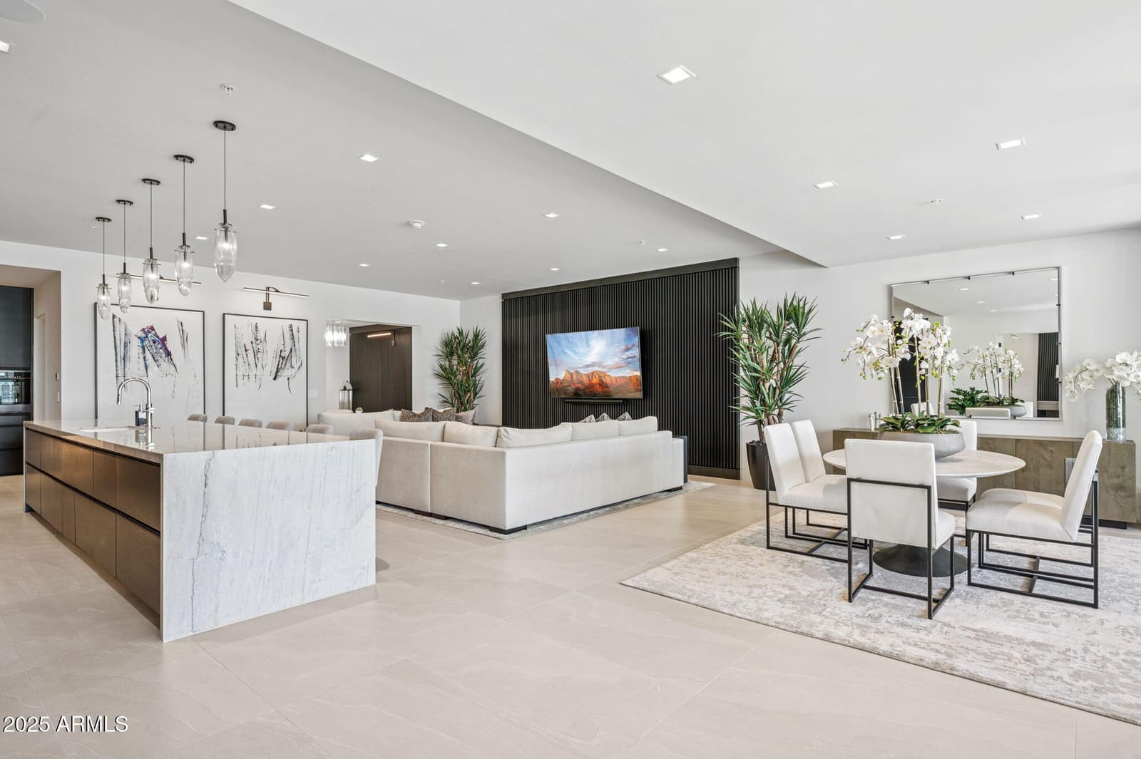 6587 N PALMERAIE Boulevard 2020, Paradise Valley, AZ 85253 — photo 4 of 59