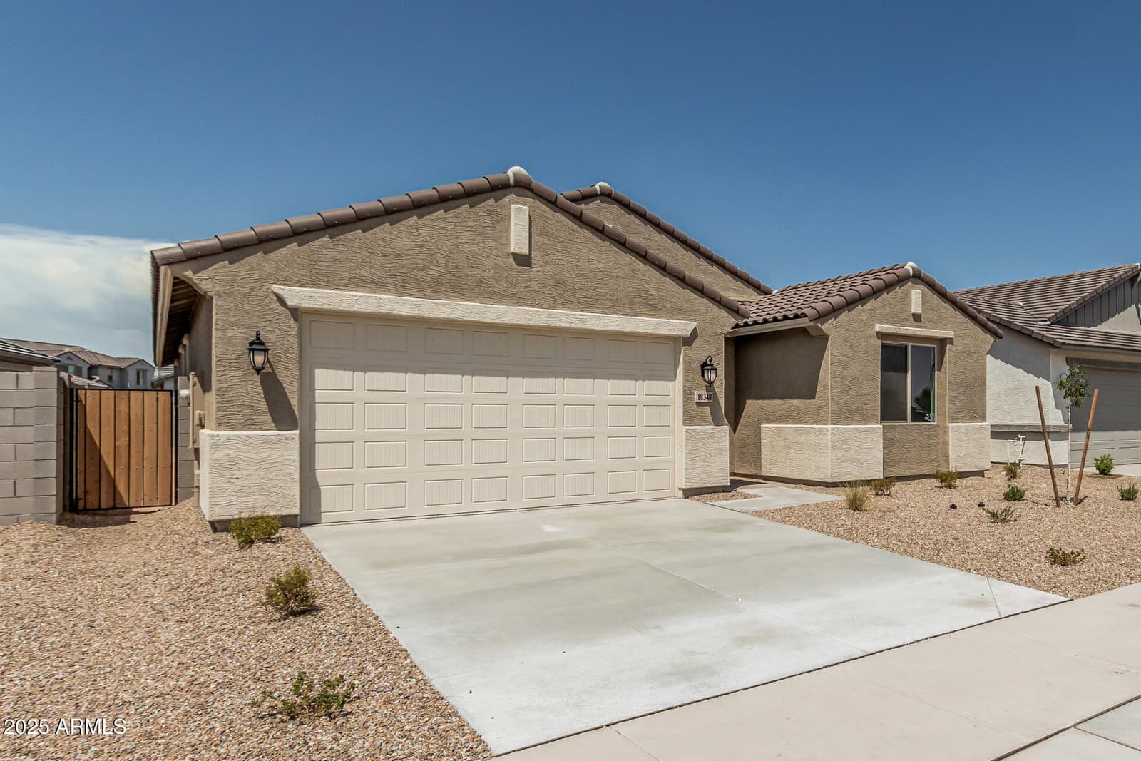 18348 W VILLA HERMOSA Lane, Surprise, AZ 85387 — photo 2 of 31