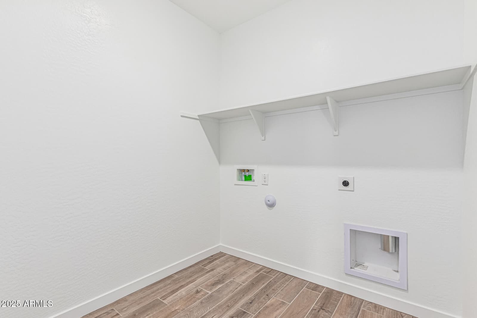 18348 W VILLA HERMOSA Lane, Surprise, AZ 85387 — photo 25 of 31