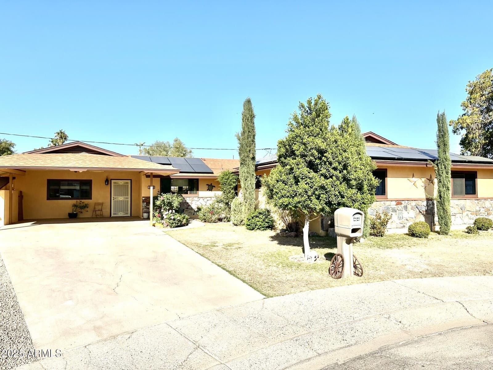 404 E Paseo De Isabella, Casa Grande, AZ 85122 — photo 2 of 35