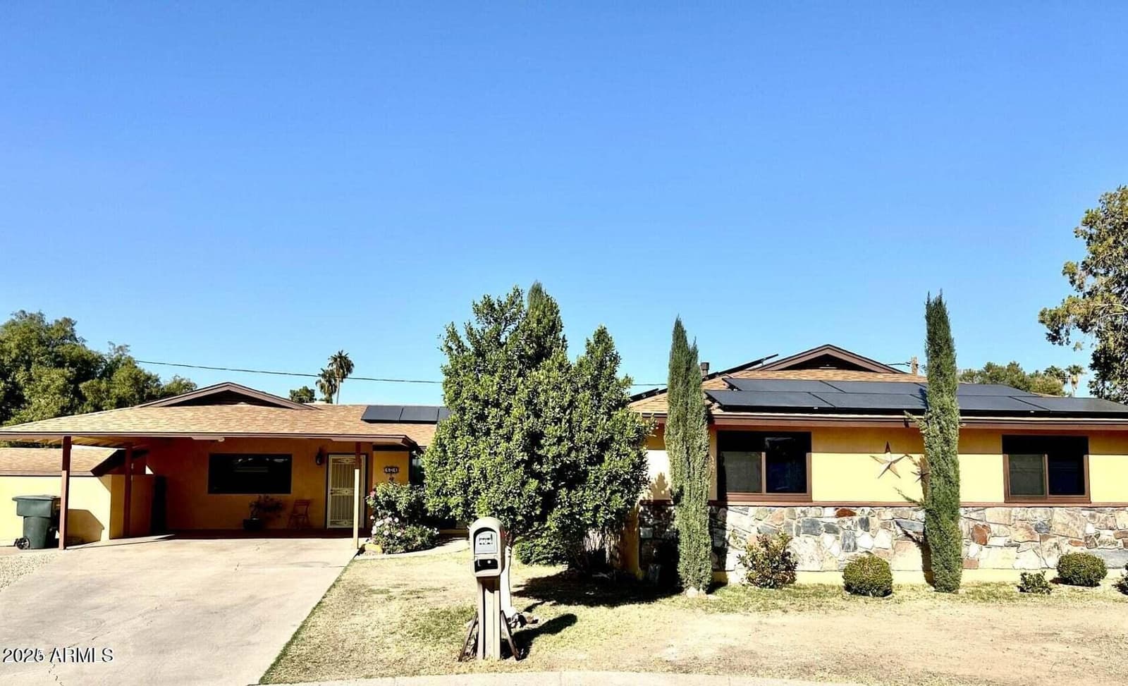 404 E Paseo De Isabella, Casa Grande, AZ 85122 — photo 1 of 35