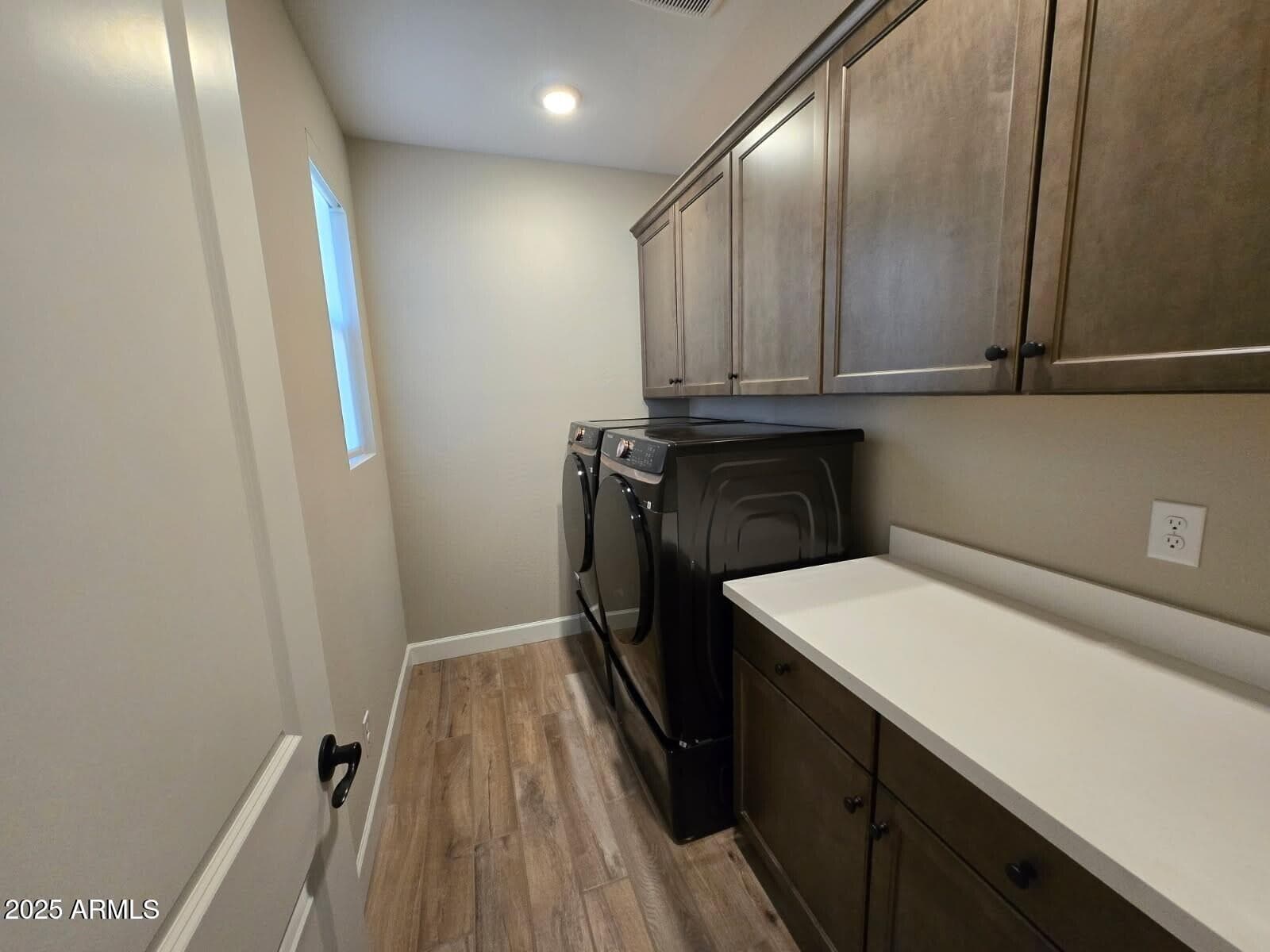 2121 W SONORAN DESERT Drive W 107, Phoenix, AZ 85085 — photo 20 of 37