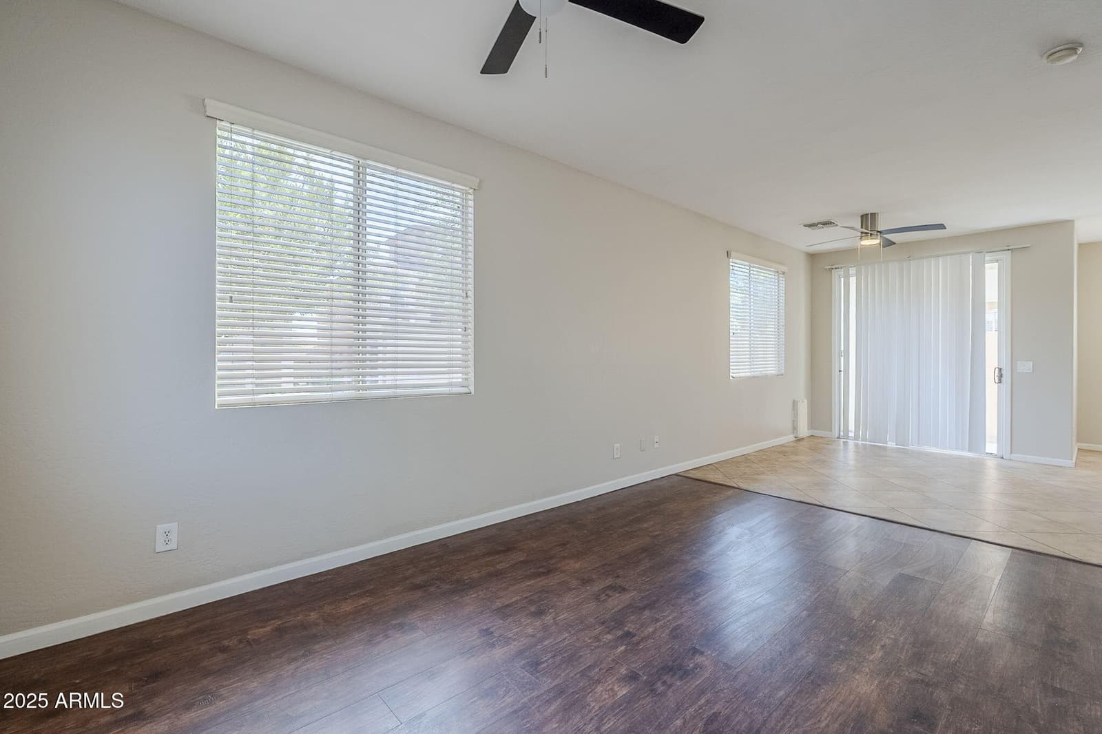3024 S 101ST Avenue, Tolleson, AZ 85353 — photo 6 of 45