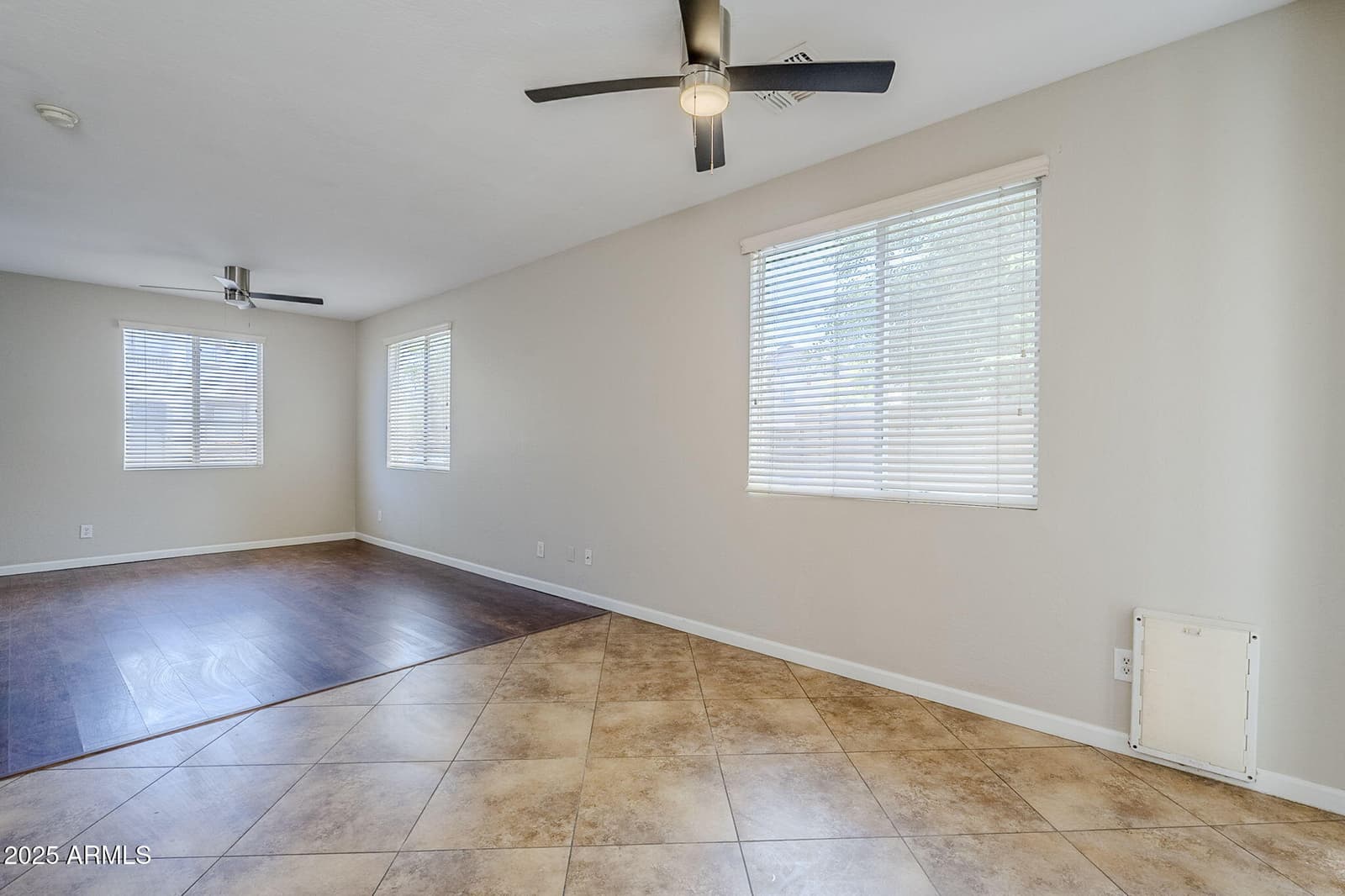 3024 S 101ST Avenue, Tolleson, AZ 85353 — photo 11 of 45