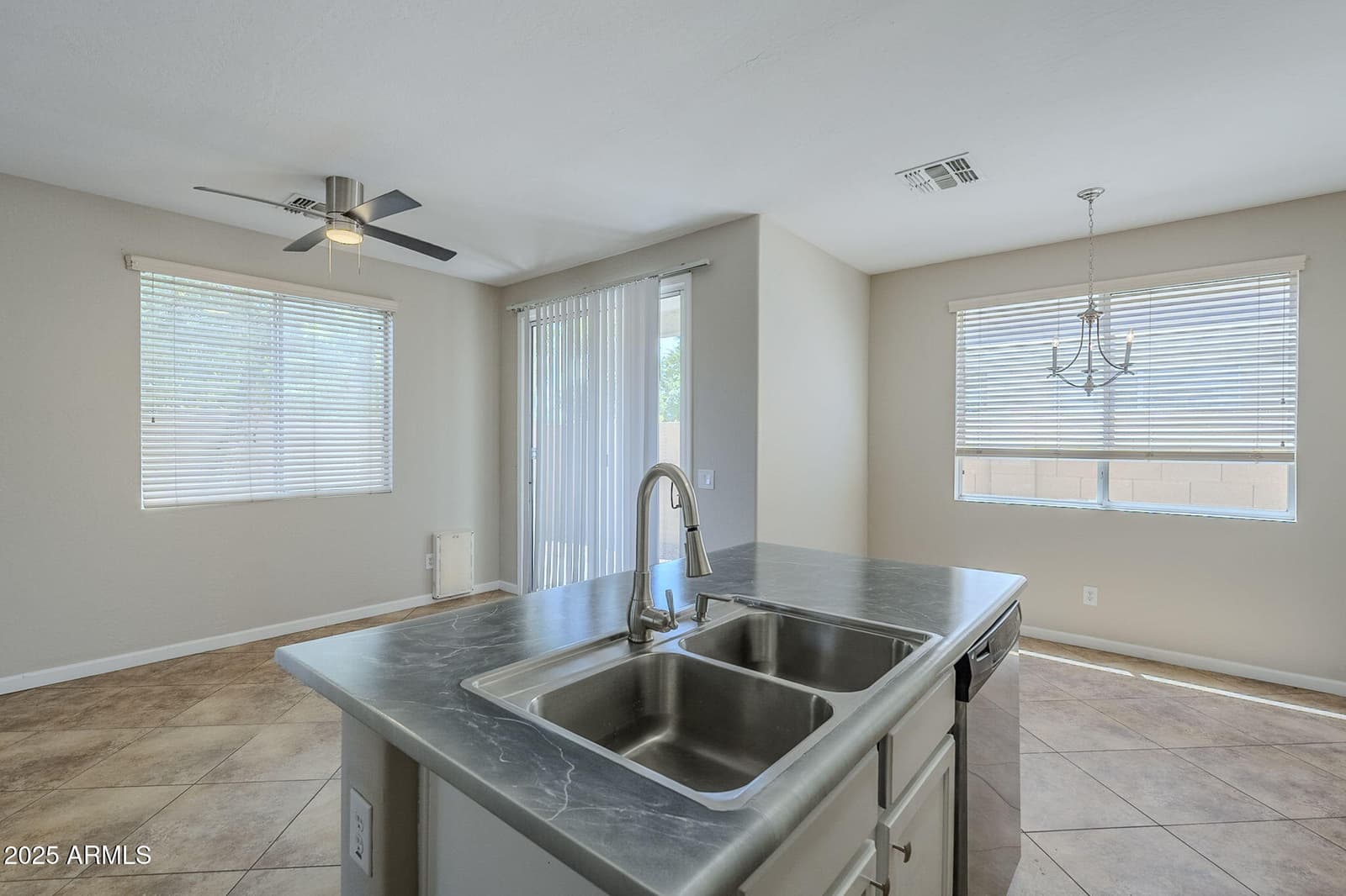 3024 S 101ST Avenue, Tolleson, AZ 85353 — photo 21 of 45