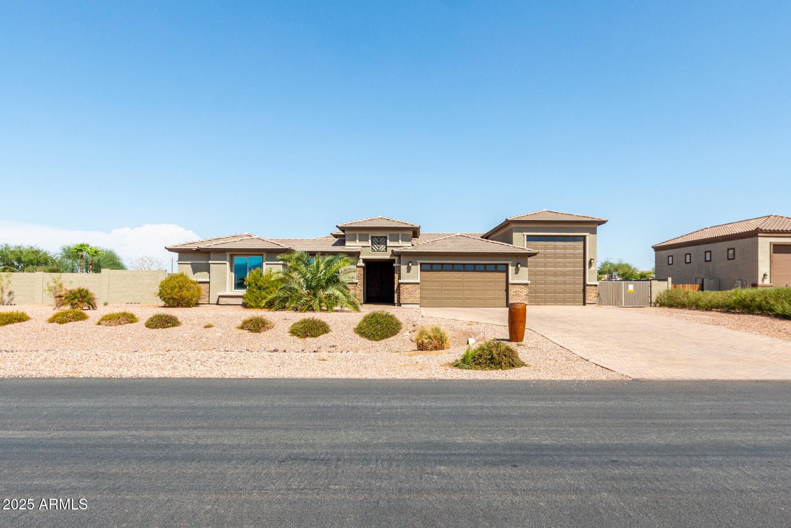 6523 N 135TH Drive, Glendale, AZ 85307