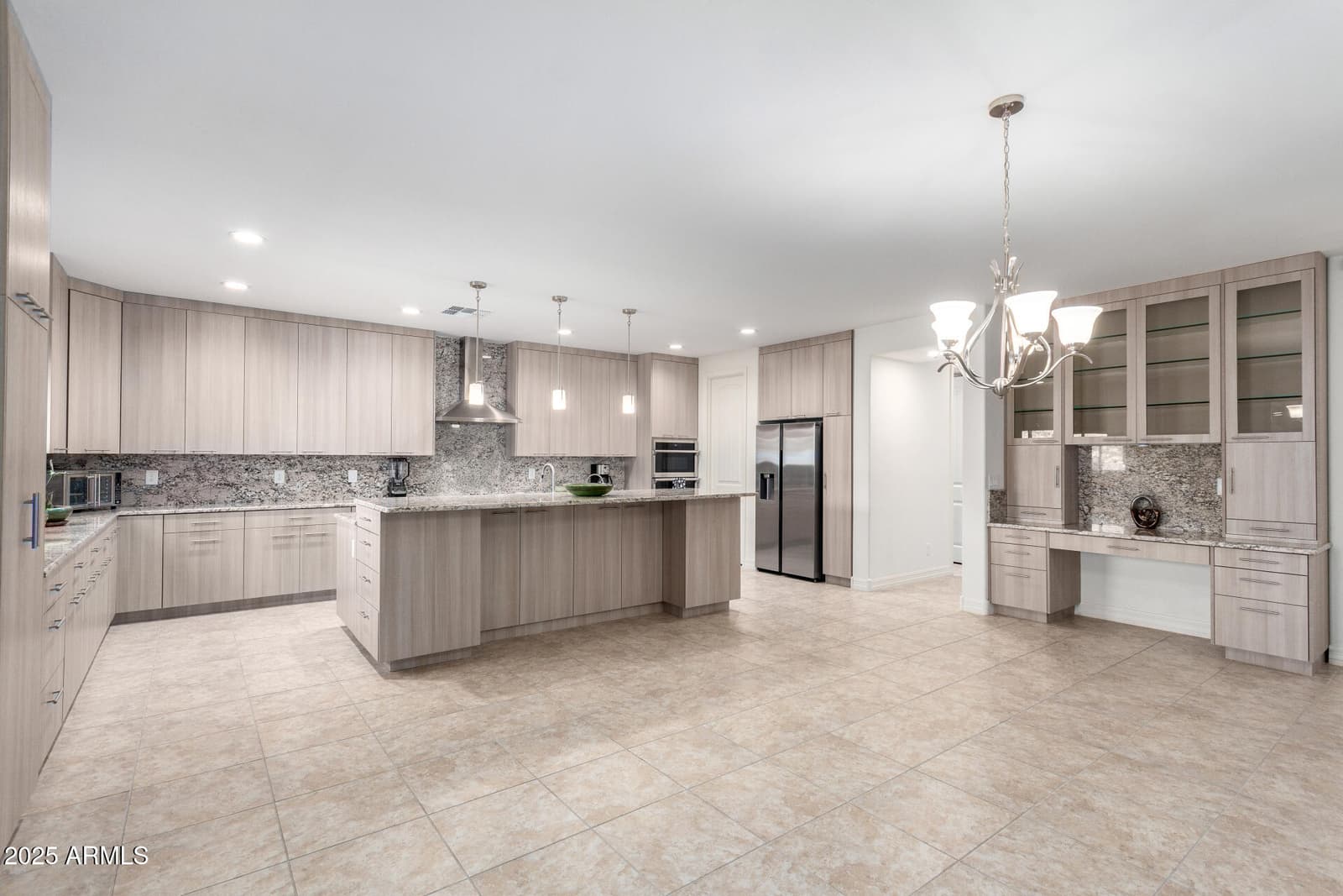 6523 N 135TH Drive, Glendale, AZ 85307 — photo 15 of 41