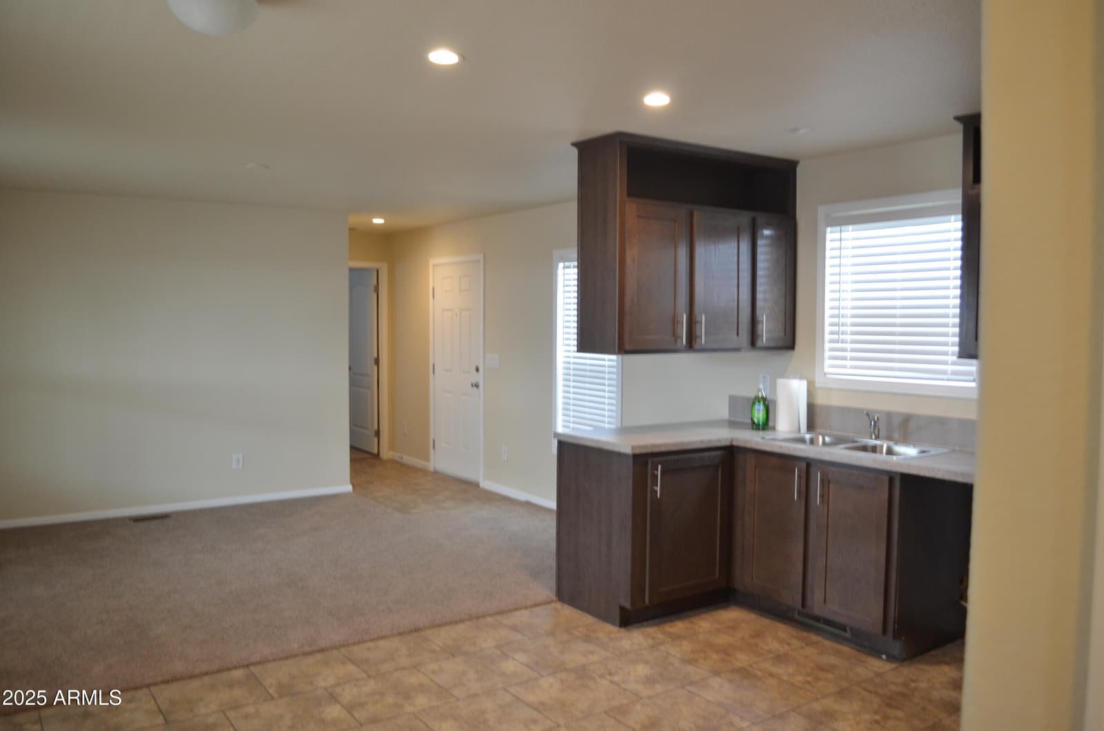 2701 E ALLRED Avenue 160, Mesa, AZ 85204 — photo 4 of 17