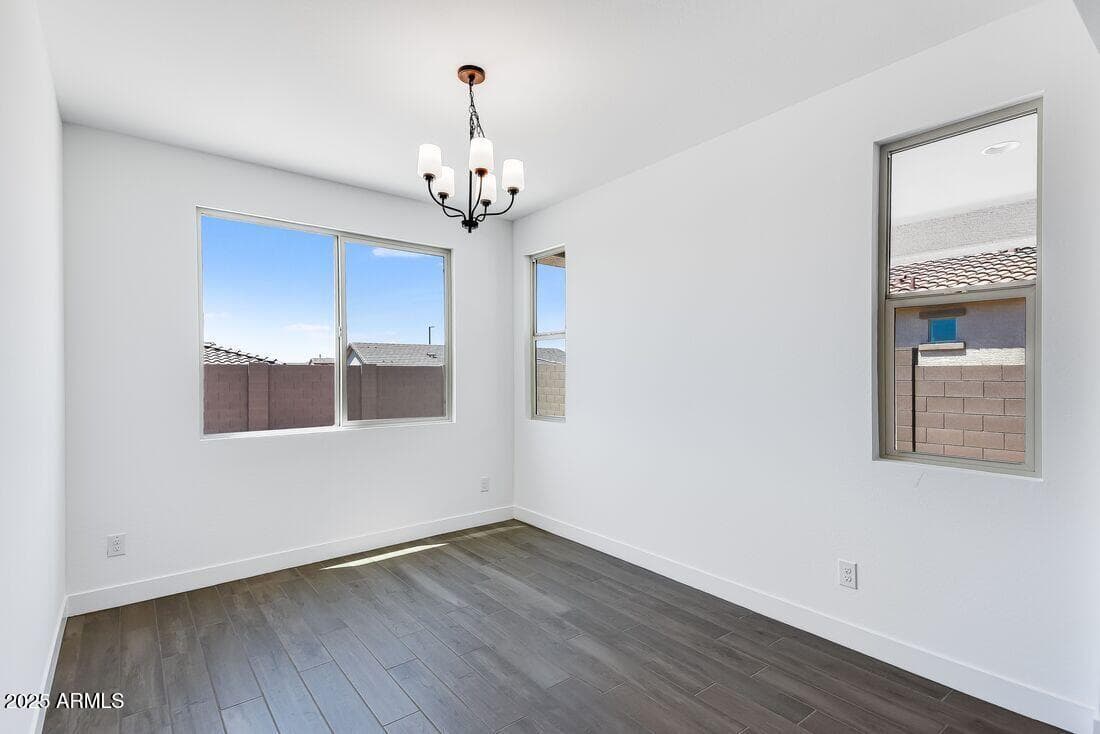 18147 W HIDDENVIEW Drive, Goodyear, AZ 85338 — photo 13 of 41
