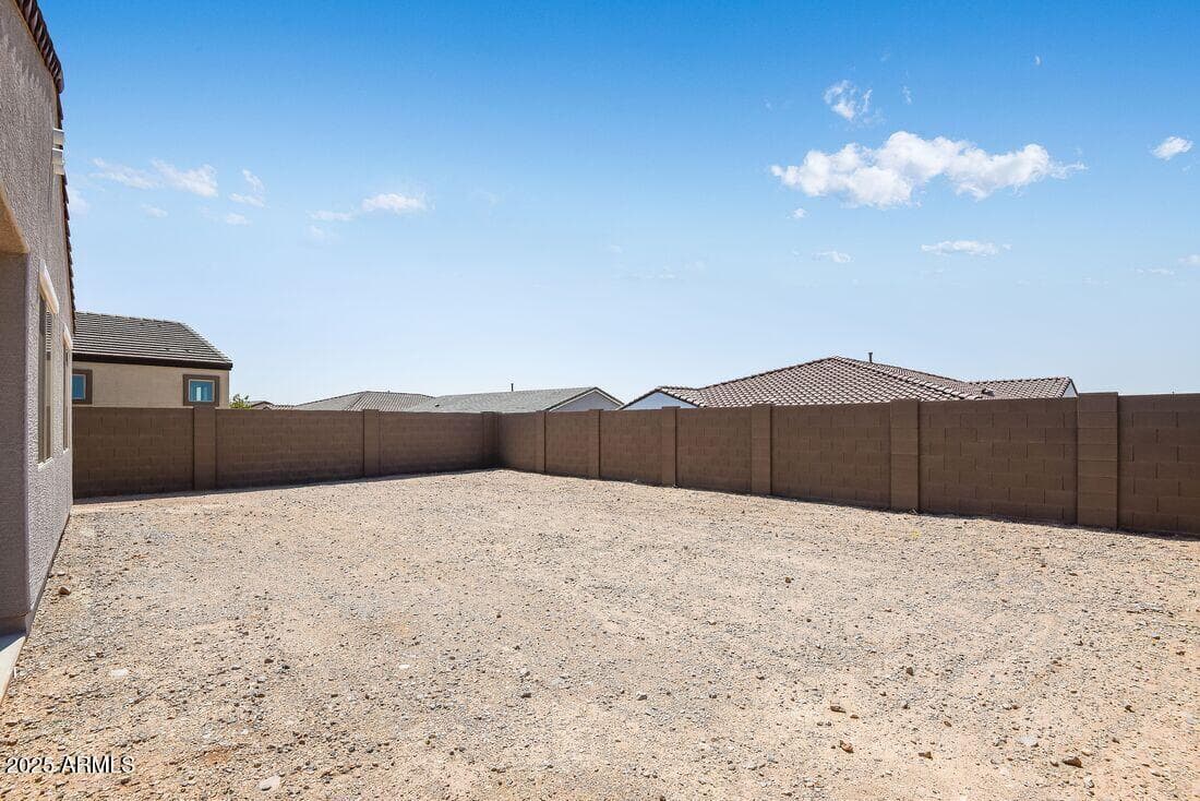 18147 W HIDDENVIEW Drive, Goodyear, AZ 85338 — photo 31 of 41
