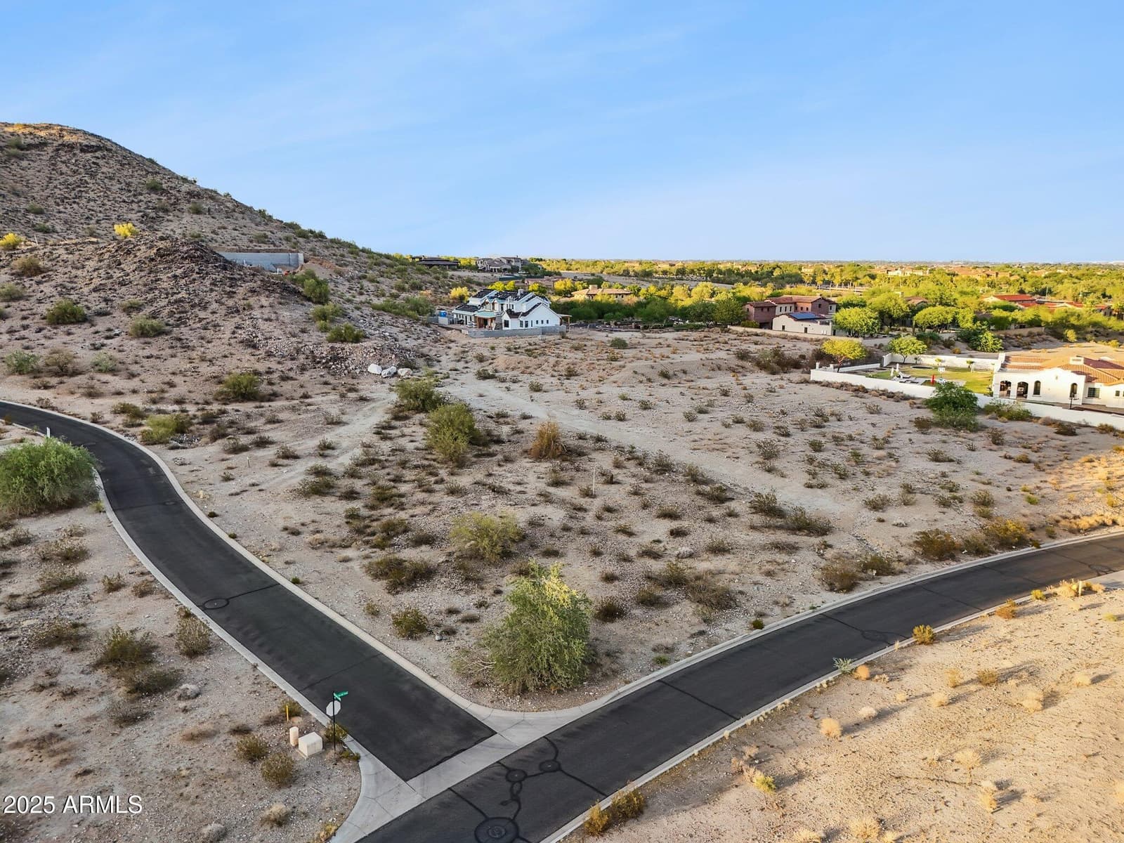3249 W HIGHLANDS Drive, Buckeye, AZ 85396 — photo 5 of 26