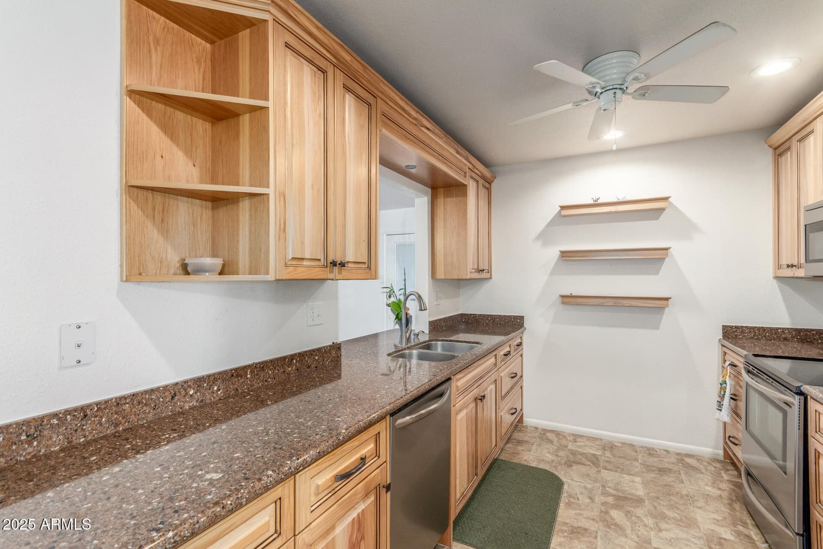 9732 W NEWPORT Drive, Sun City, AZ 85351 — photo 3 of 32
