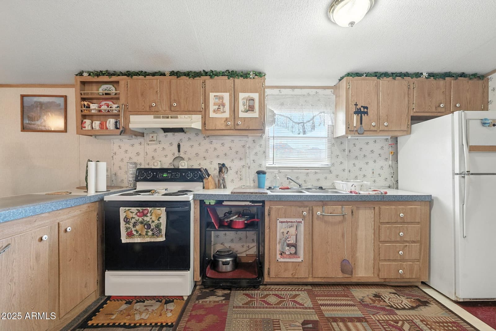 1900 W RUNNING DEER Drive, Queen Valley, AZ 85118 — photo 20 of 80