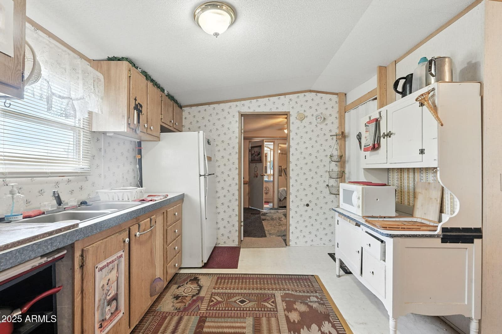 1900 W RUNNING DEER Drive, Queen Valley, AZ 85118 — photo 21 of 80