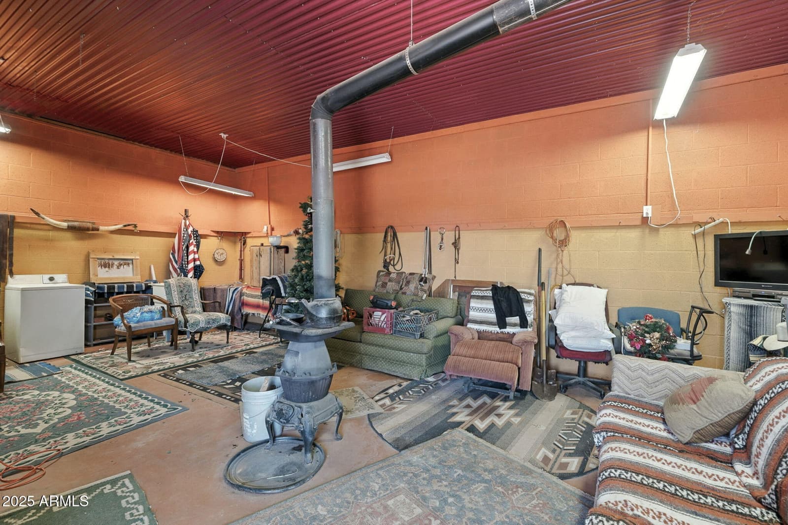 1900 W RUNNING DEER Drive, Queen Valley, AZ 85118 — photo 47 of 80