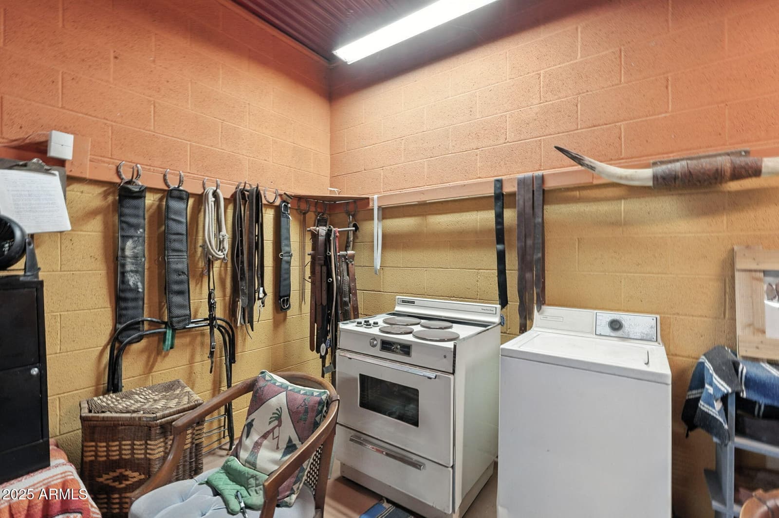 1900 W RUNNING DEER Drive, Queen Valley, AZ 85118 — photo 48 of 80