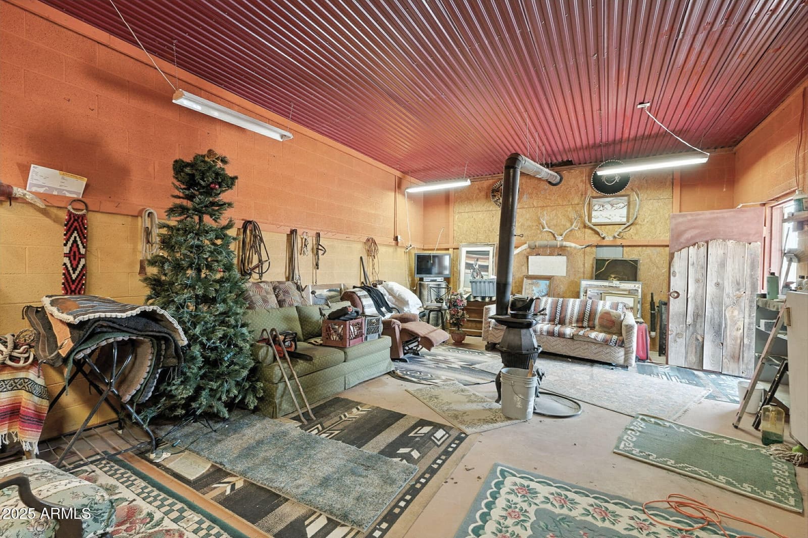 1900 W RUNNING DEER Drive, Queen Valley, AZ 85118 — photo 49 of 80