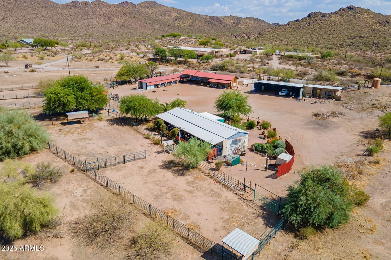 1900 W RUNNING DEER Drive, Queen Valley, AZ 85118 — photo 9 of 80