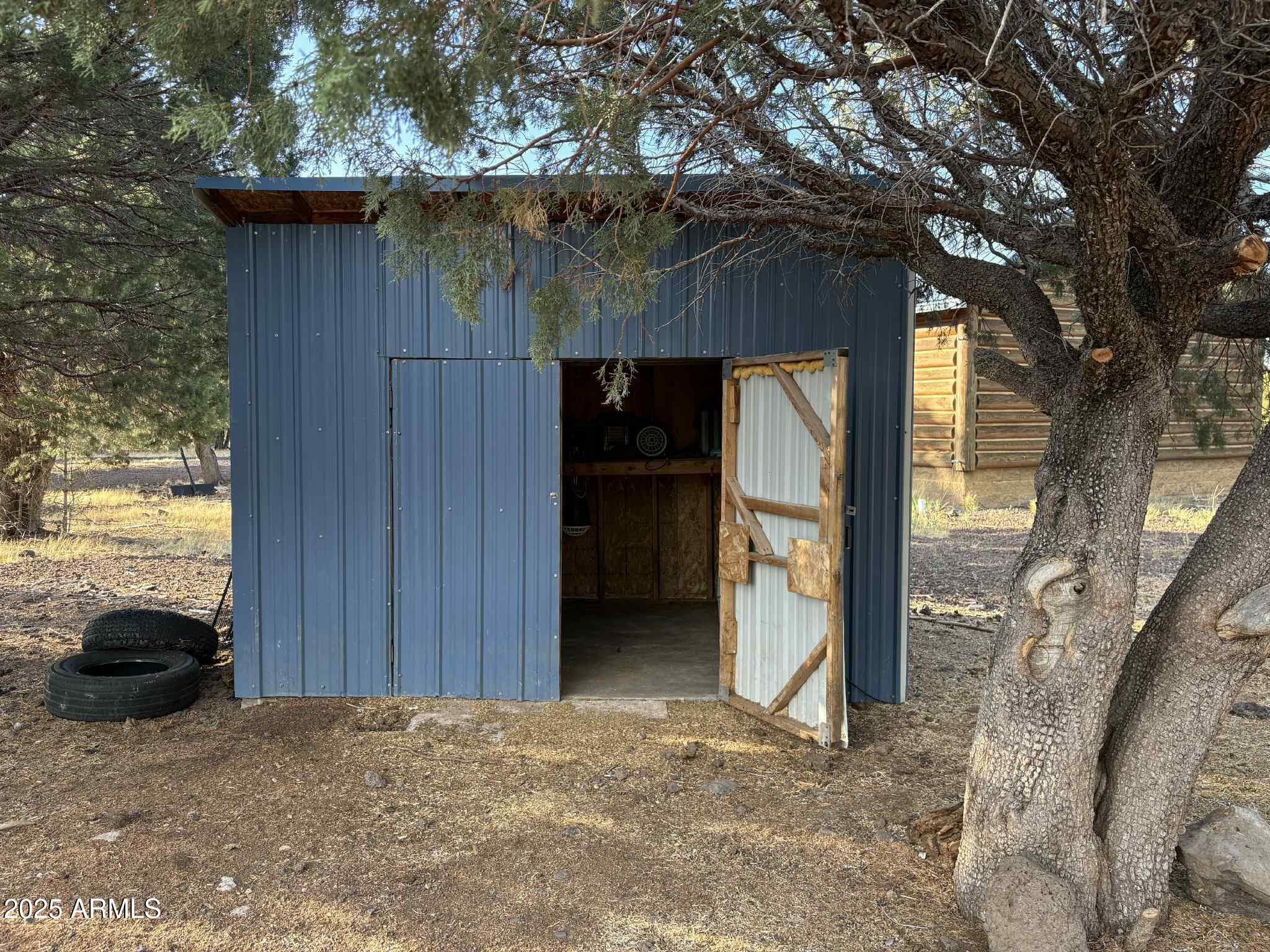 61 N3062, Vernon, AZ 85940 — photo 35 of 55