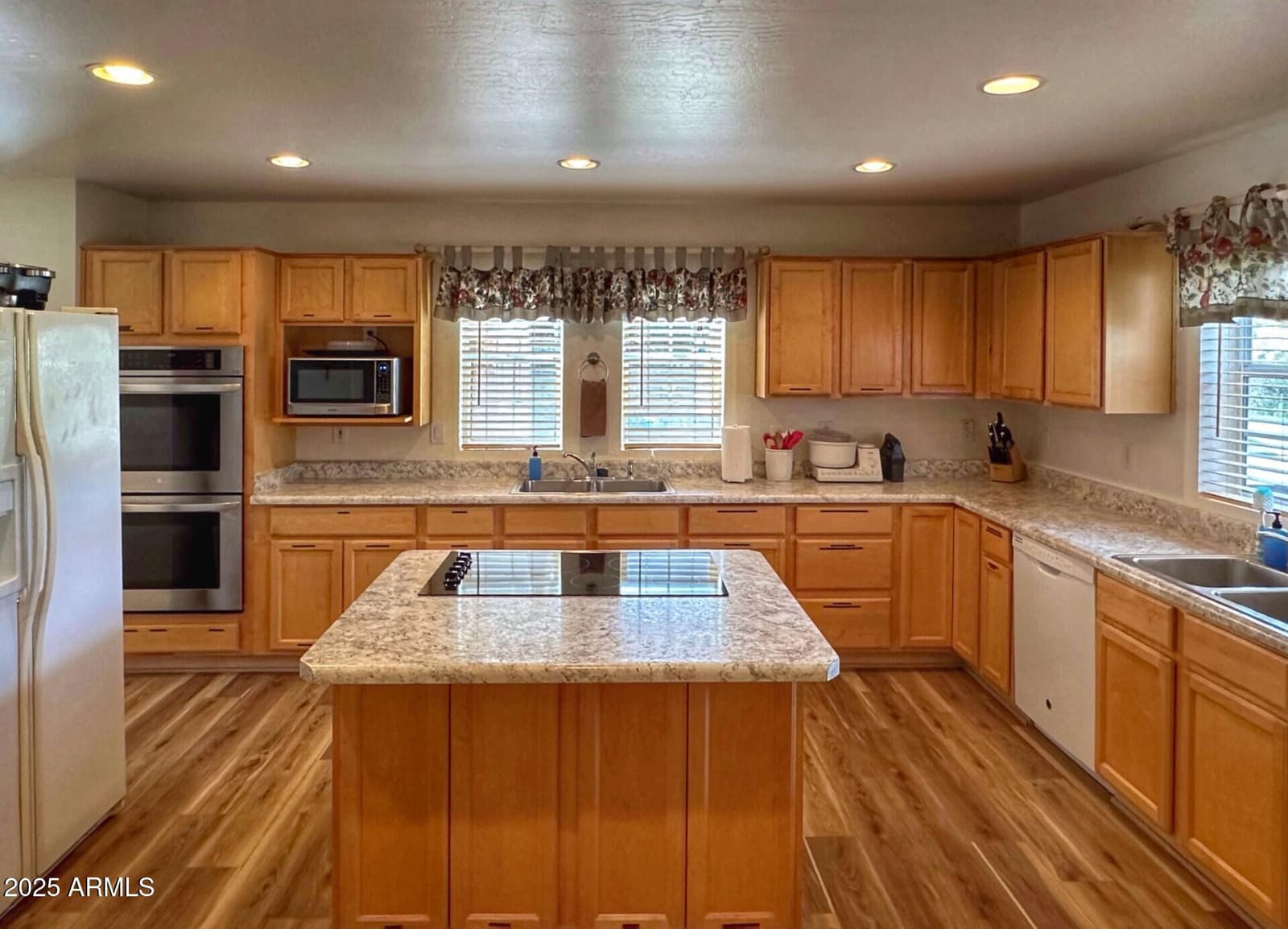 248 N Haigler Drive, Young, AZ 85554 — photo 3 of 25