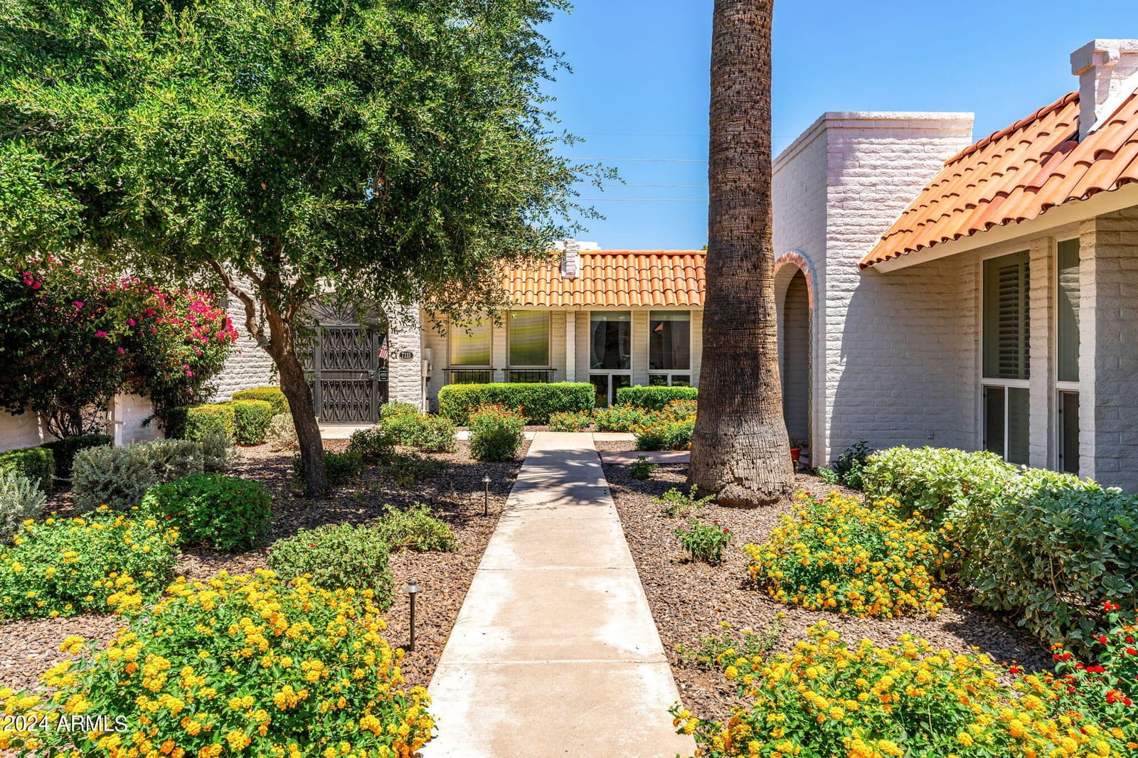 7113 E MCDONALD Drive, Paradise Valley, AZ 85253 — photo 2 of 27