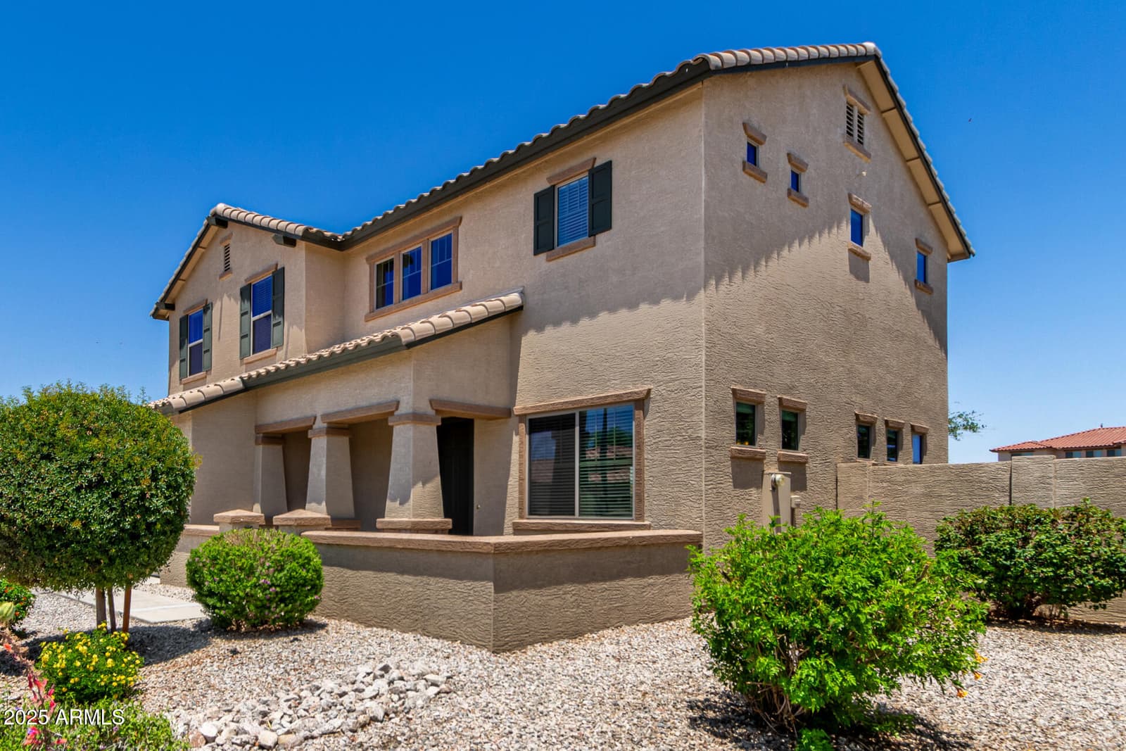 16450 W LILAC Street, Goodyear, AZ 85338 — photo 4 of 37
