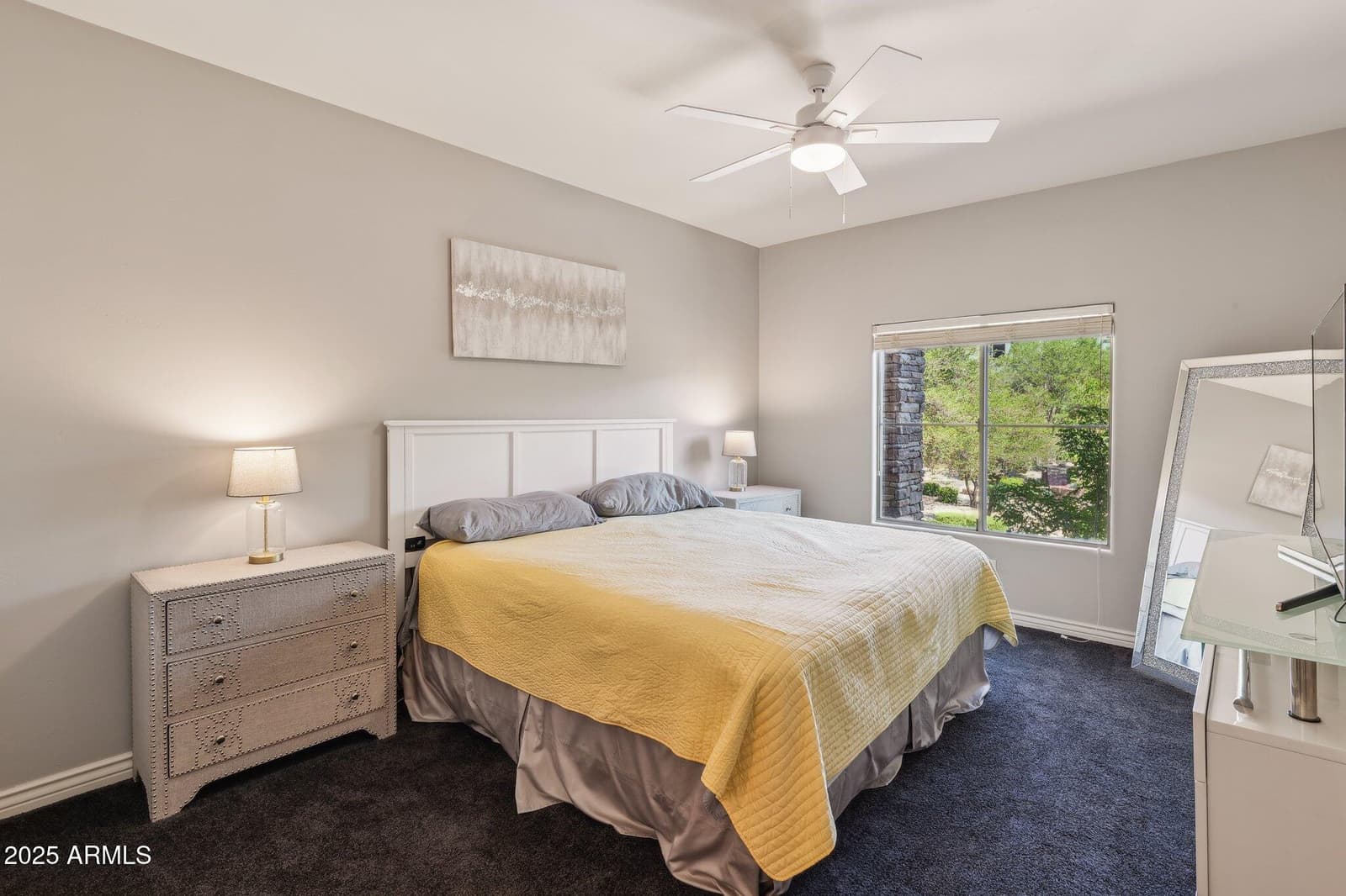 5350 E DEER VALLEY Drive 2408, Phoenix, AZ 85054 — photo 9 of 32