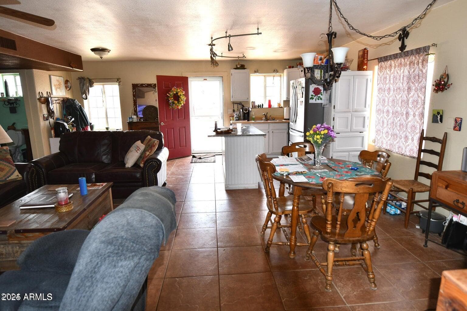 653 E BORDER Road, Bisbee, AZ 85603 — photo 14 of 34