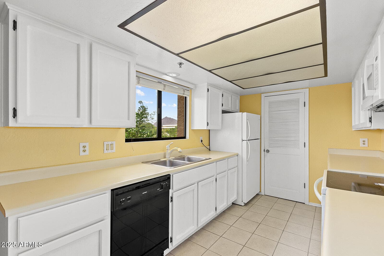 3031 N CIVIC CENTER Plaza 306, Scottsdale, AZ 85251 — photo 13 of 42
