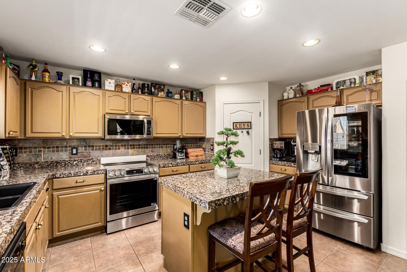 25036 W Vista Norte Street, Buckeye, AZ 85326 — photo 15 of 44