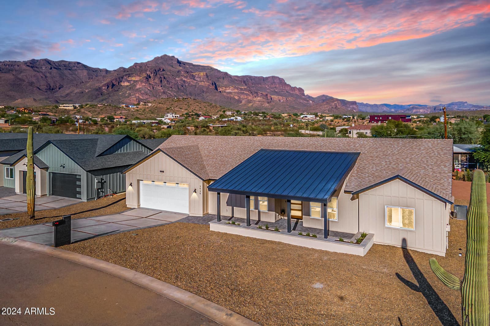 3939 S VERONICA Lane, Gold Canyon, AZ 85118 — photo 1 of 63