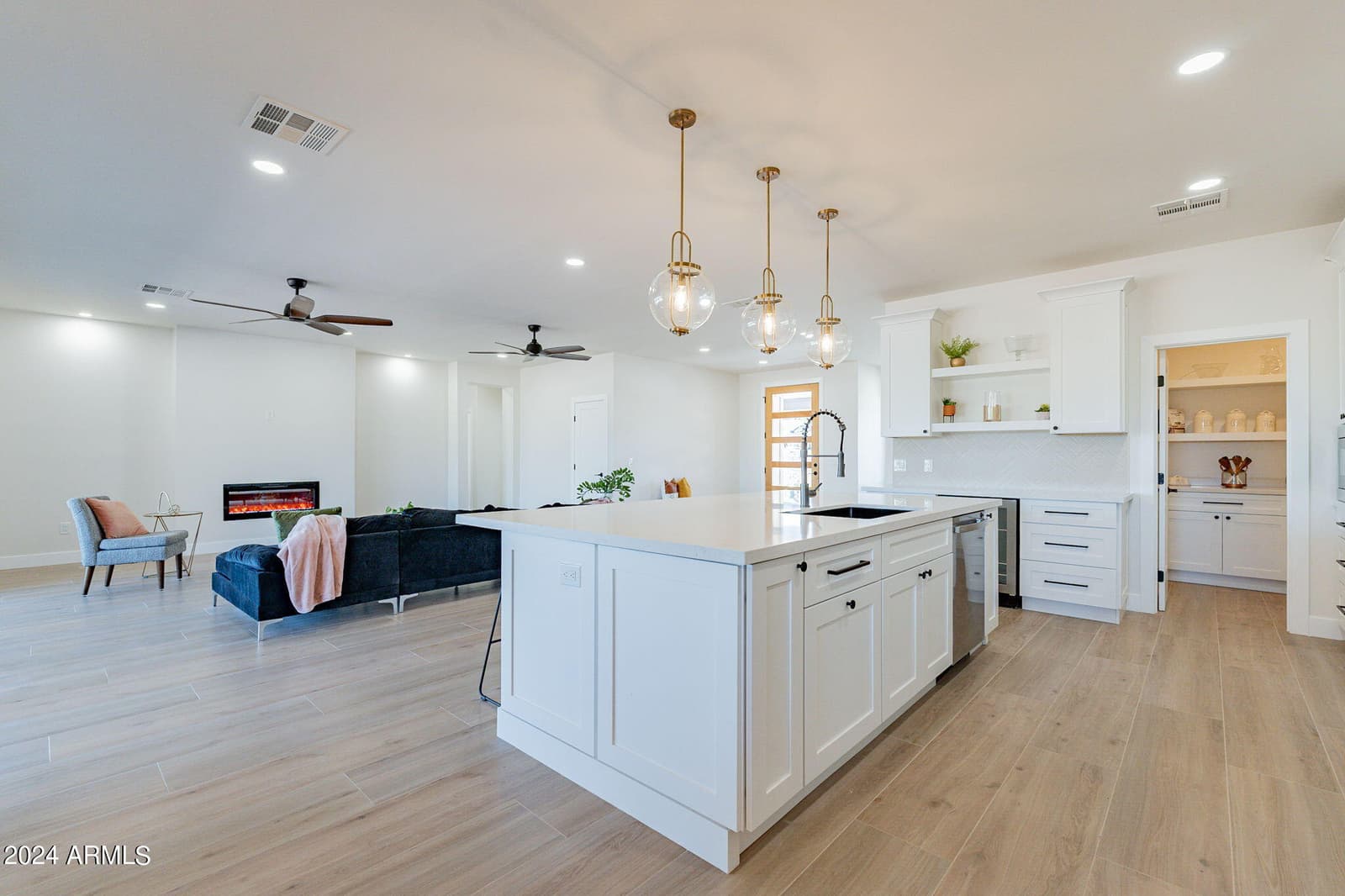 3939 S VERONICA Lane, Gold Canyon, AZ 85118 — photo 18 of 63