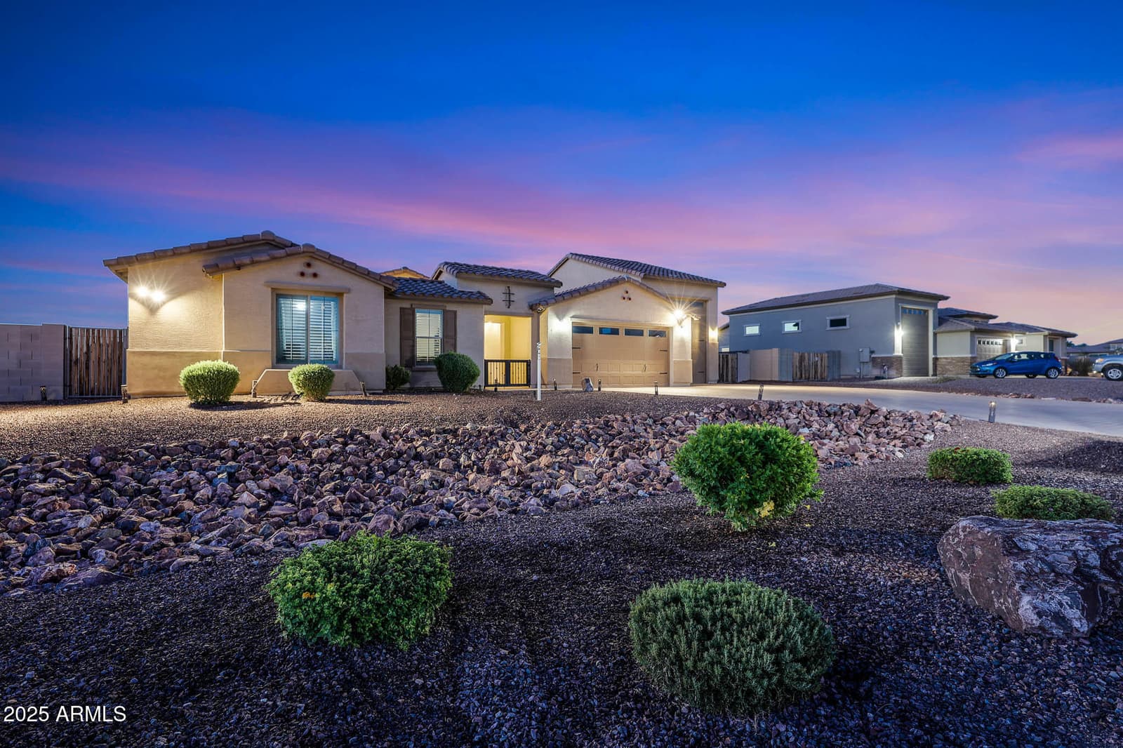 13532 W SIERRA VISTA Drive, Glendale, AZ 85307 — photo 3 of 88
