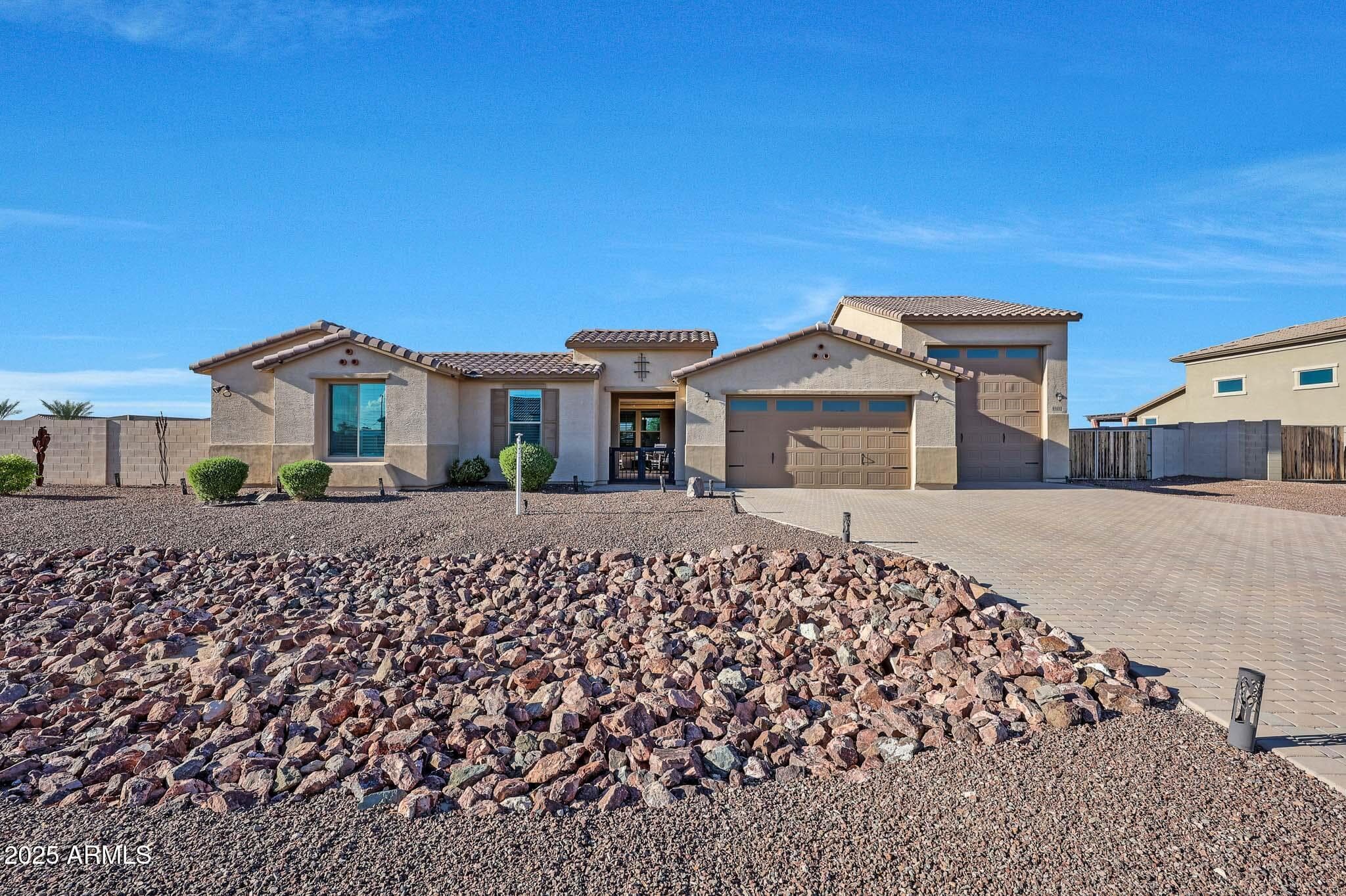 13532 W SIERRA VISTA Drive, Glendale, AZ 85307 — photo 11 of 88