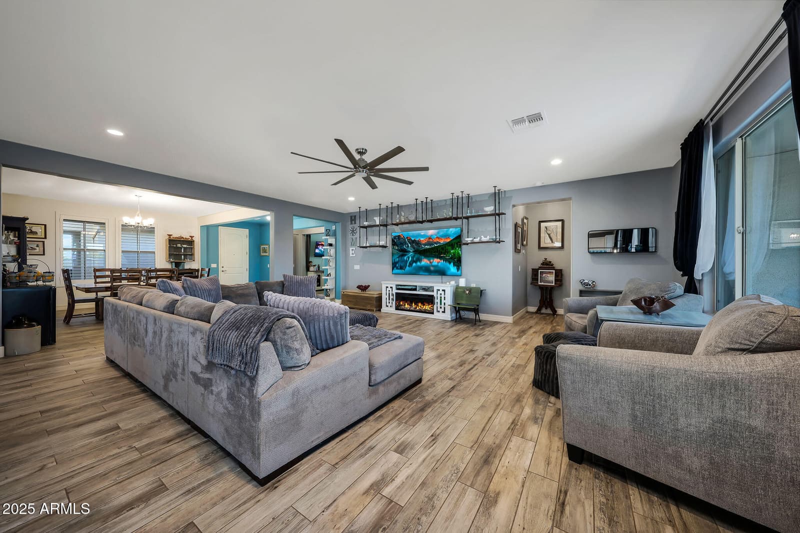 13532 W SIERRA VISTA Drive, Glendale, AZ 85307 — photo 19 of 88